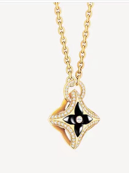 LV Necklace 03lyr224